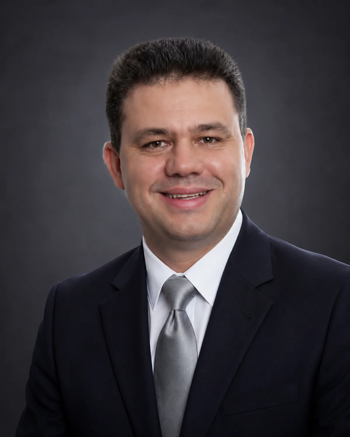 Dr. Fernando Pacífico